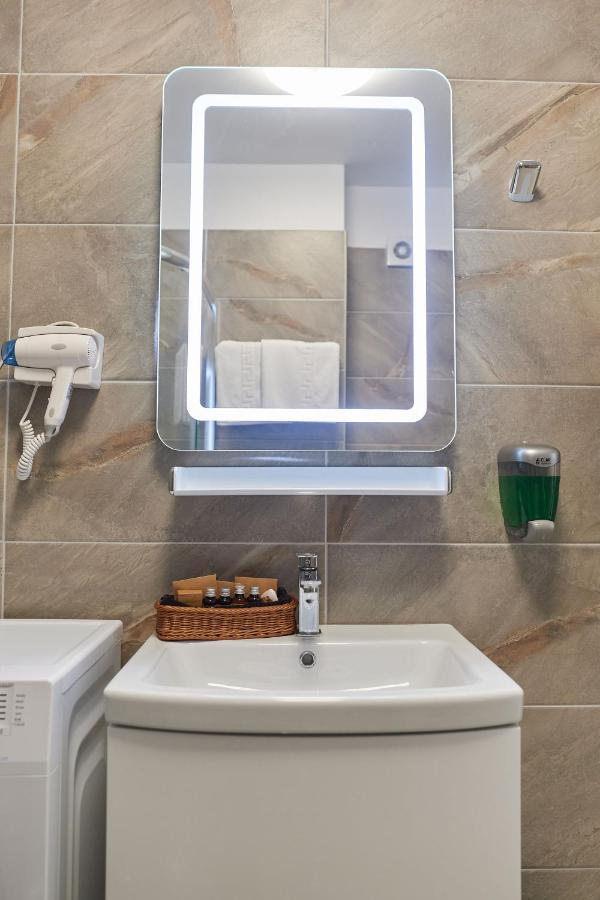 Sea Love apt ALEZZI SPA n Pools Beach Resort Năvodari Exterior foto