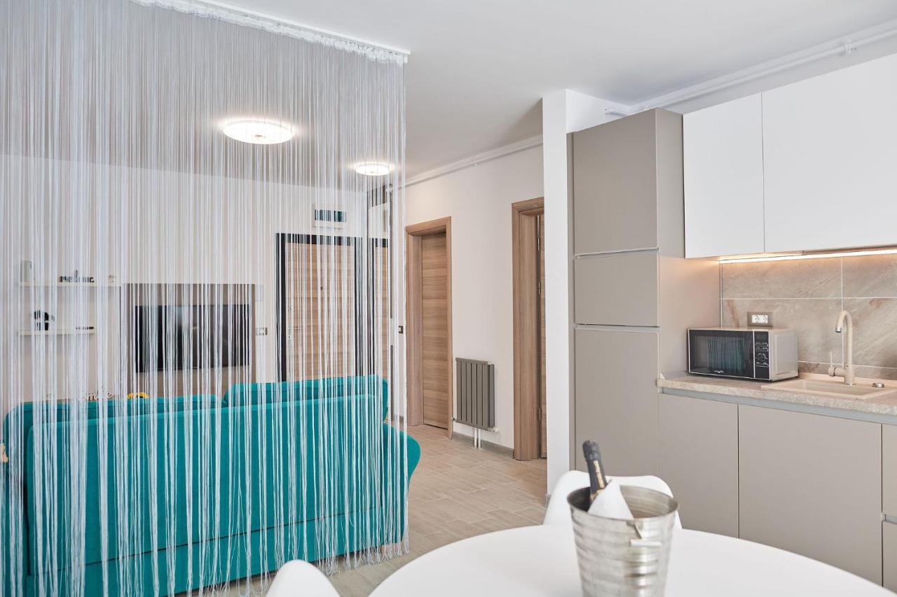 Sea Love apt ALEZZI SPA n Pools Beach Resort Năvodari Exterior foto
