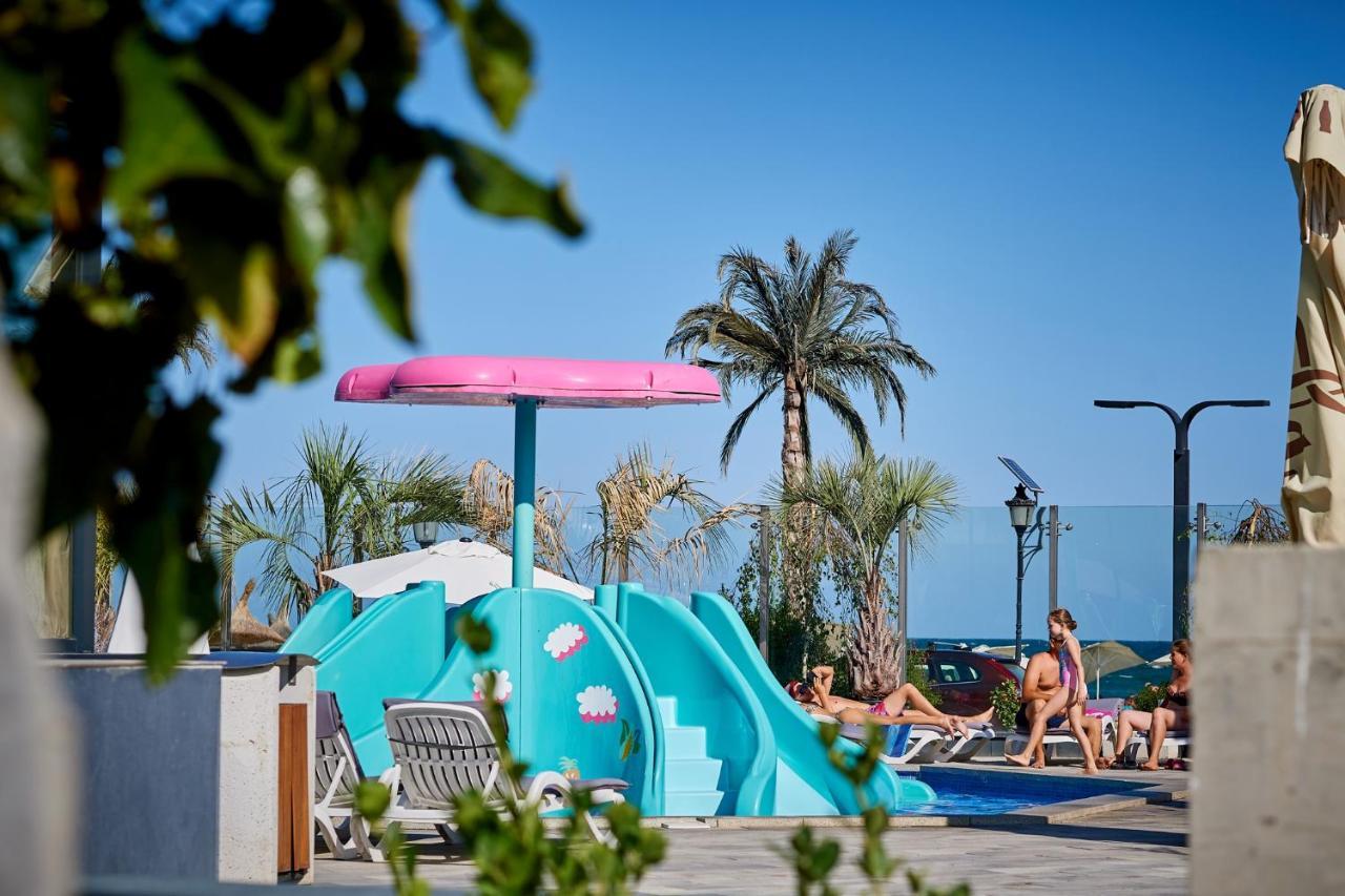 Sea Love apt ALEZZI SPA n Pools Beach Resort Năvodari Exterior foto