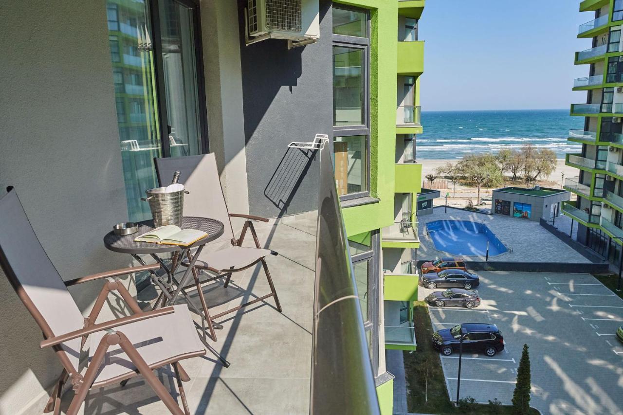 Sea Love apt ALEZZI SPA n Pools Beach Resort Năvodari Exterior foto
