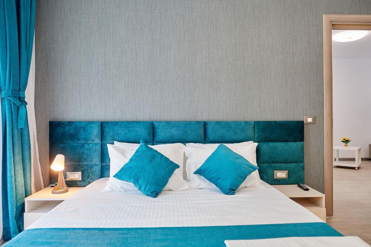 Sea Love apt ALEZZI SPA n Pools Beach Resort Năvodari Exterior foto