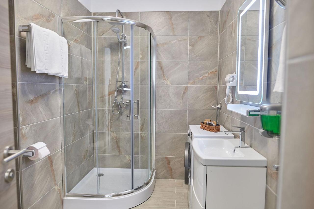 Sea Love apt ALEZZI SPA n Pools Beach Resort Năvodari Exterior foto